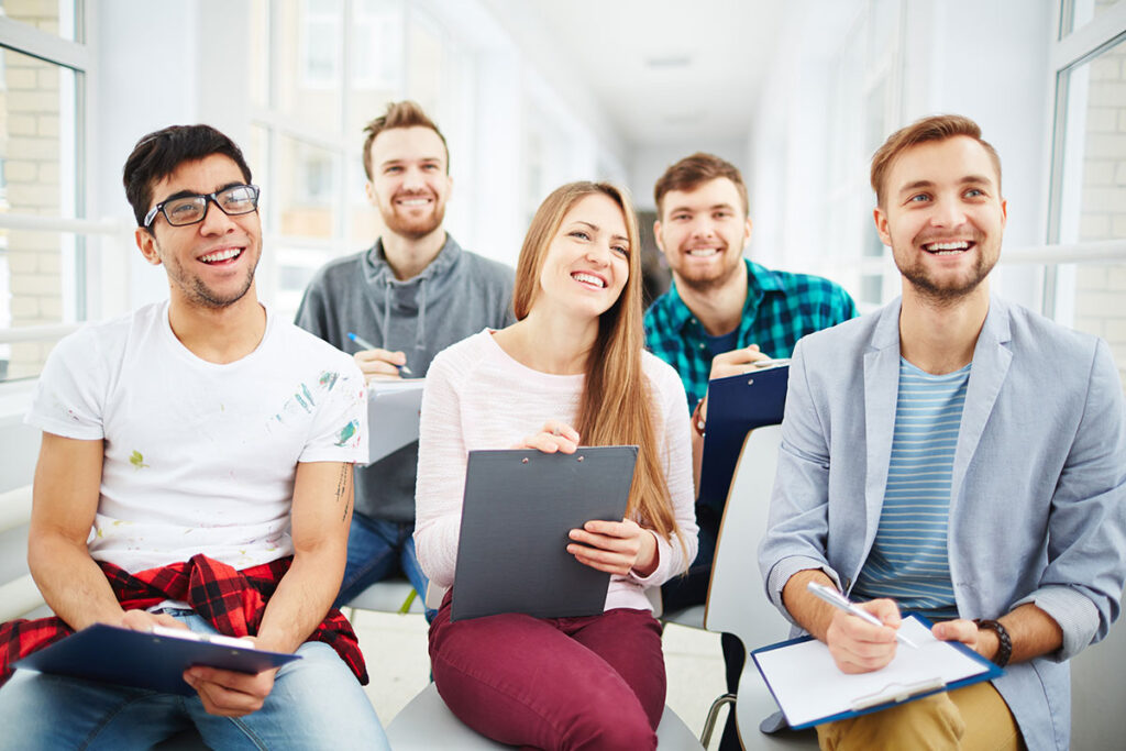 Digital marketing course for management and career growth